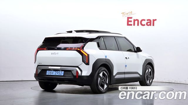 Kia EV3 Long Range 2WD AIr — пробег 72 587 км — фото 2 из 5
