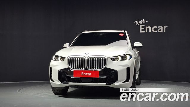 BMW X5 xDrive 40i M Sport — пробег 8 121 км — фото 3 из 5