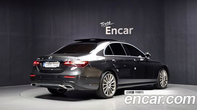 Mercedes-Benz E-Class из Кореи Encar