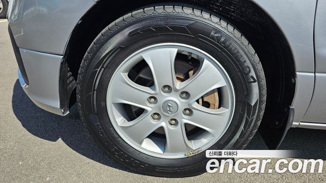 Hyundai Starex Wagon 12-Seater Modern — пробег 36 846 км — фото 5 из 5