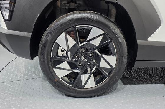 Hyundai Kona Modern Plus — пробег 6 161 км — фото 5 из 5