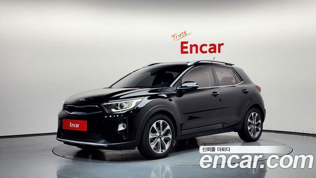 Kia Stonic из Кореи Encar