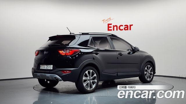 Kia Stonic из Кореи Encar