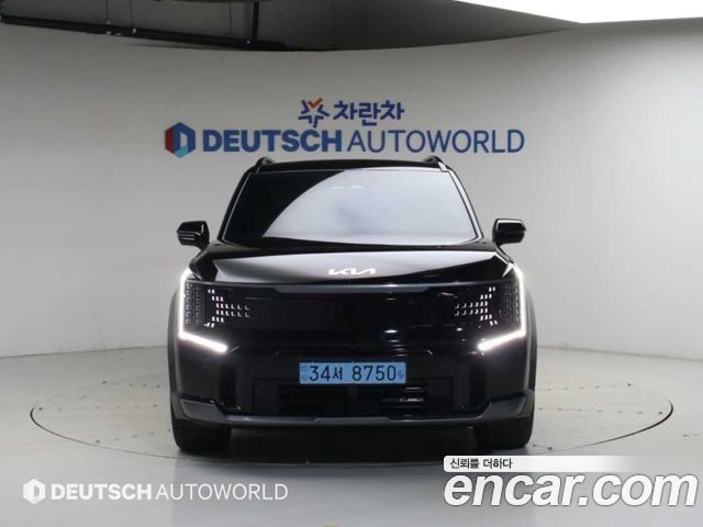 Kia EV9 Long Range 4WD GT Line — пробег 86 187 км — фото 3 из 5