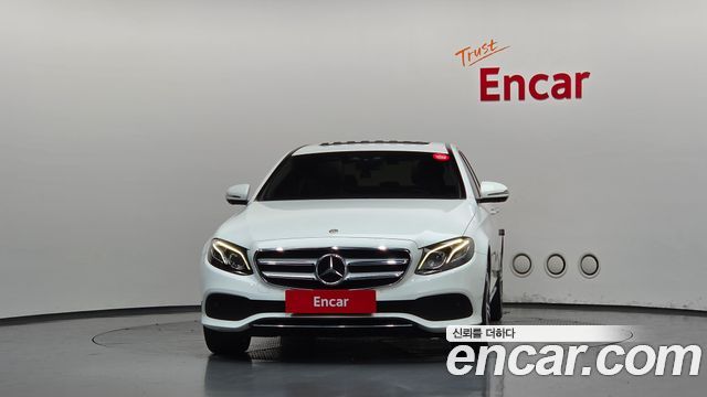 Mercedes-Benz E-Class из Кореи Encar