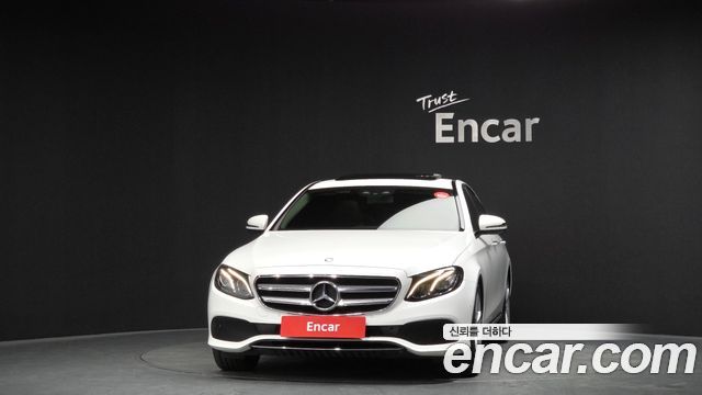 Mercedes-Benz E-Class из Кореи Encar