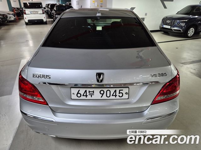 Hyundai Equus из Кореи Encar