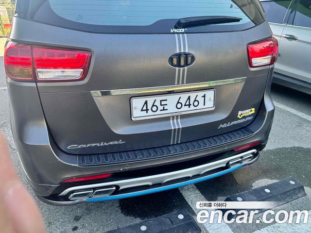 Kia Carnival из Кореи Encar