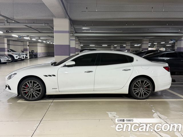 Maserati Quattroporte 3.0 V6 Granlusso — пробег 27 700 км — фото 5 из 5