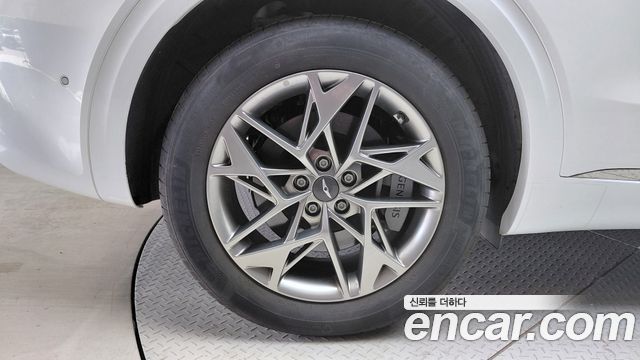 Genesis GV70 из Кореи Encar