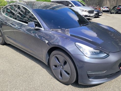 Tesla Model 3 Long Range AWD — пробег 201 000 км — фото 1 из 5