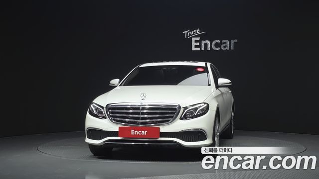 Mercedes-Benz E-Class из Кореи Encar