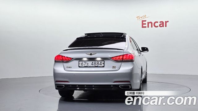 Hyundai Genesis из Кореи Encar