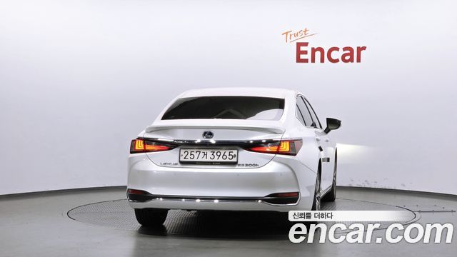 Lexus ES из Кореи Encar
