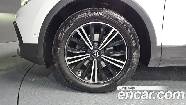 Volkswagen Tiguan из Кореи Encar