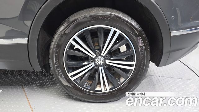 Volkswagen Tiguan из Кореи Encar