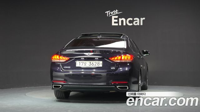 Hyundai Genesis из Кореи Encar