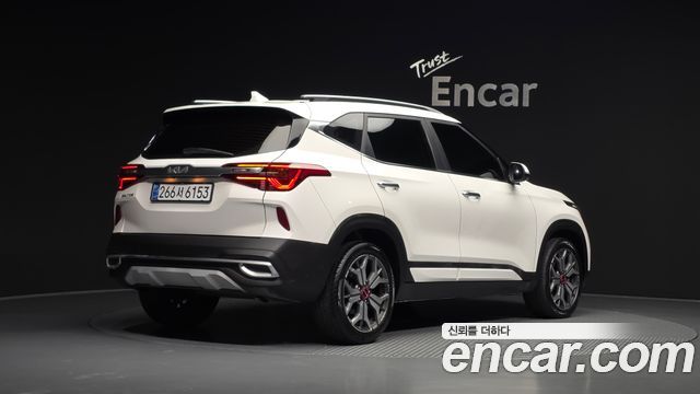 Kia Seltos из Кореи Encar