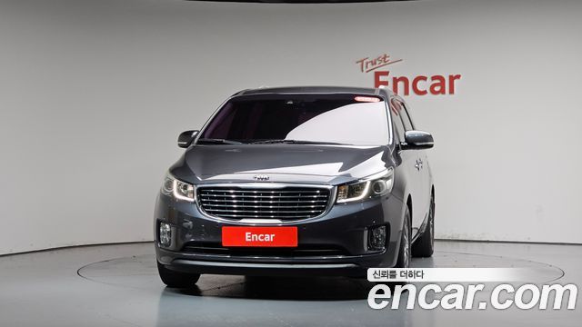 Kia Carnival 11-seater Noblesse — пробег 143 013 км — фото 3 из 5