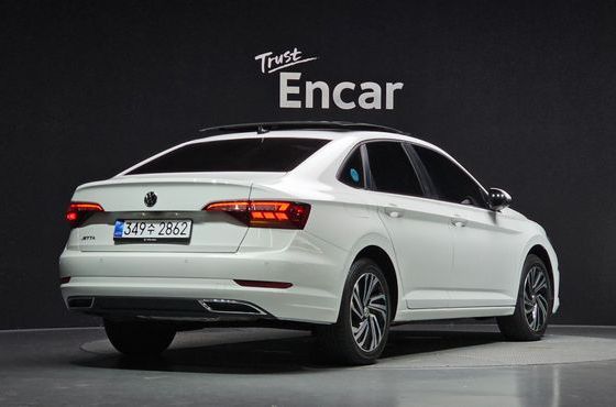 Volkswagen Jetta 1.4 TSI Prestige — пробег 15 495 км — фото 2 из 5