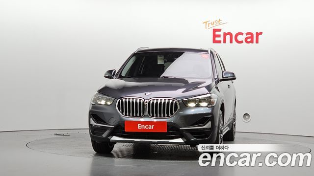 BMW X1 xDrive 20i xLine — пробег 58 077 км — фото 3 из 5
