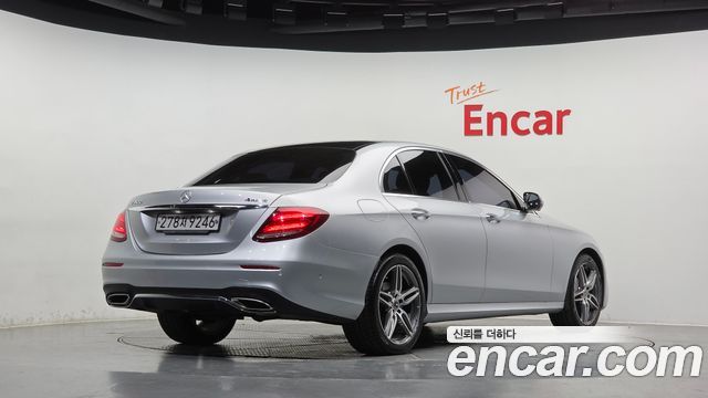 Mercedes-Benz E-Class E300 4MATIC AMG Line — пробег 121 057 км — фото 2 из 5