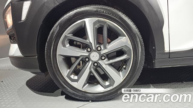 Hyundai Kona из Кореи Encar