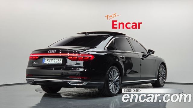 Audi A8 60 TFSI Quattro LWB — пробег 76 814 км — фото 2 из 5