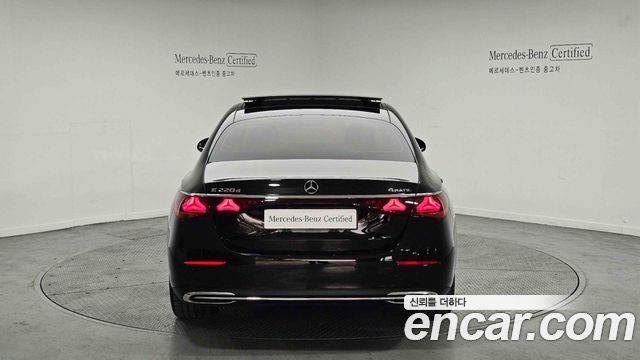 Mercedes-Benz E-Class из Кореи Encar