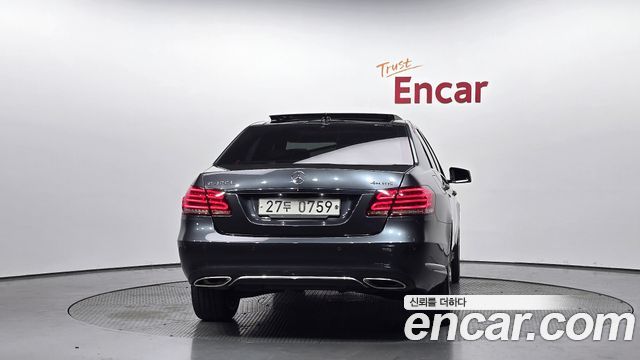 Mercedes-Benz E-Class из Кореи Encar