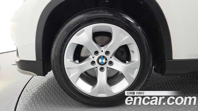 BMW X1 xDrive 18d — пробег 82 330 км — фото 5 из 5