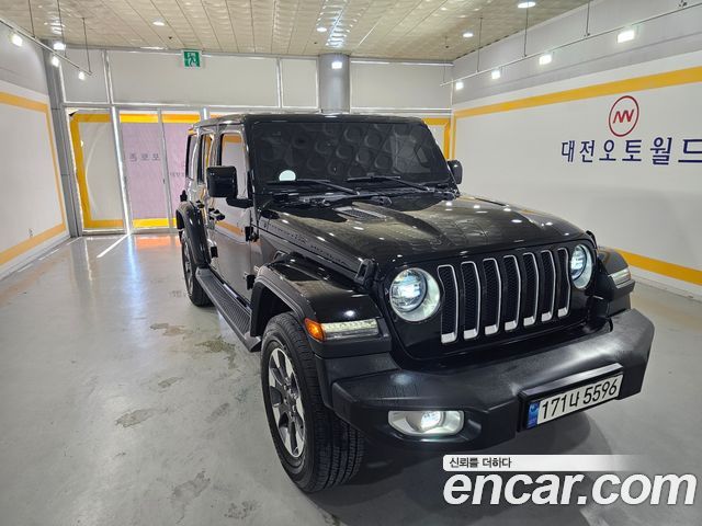 Jeep Wrangler 2.0 Overland 4Door 4xe — пробег 30 072 км — фото 1 из 5