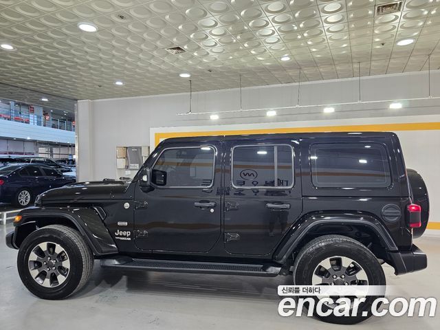 Jeep Wrangler 2.0 Overland 4Door 4xe — пробег 30 072 км — фото 4 из 5