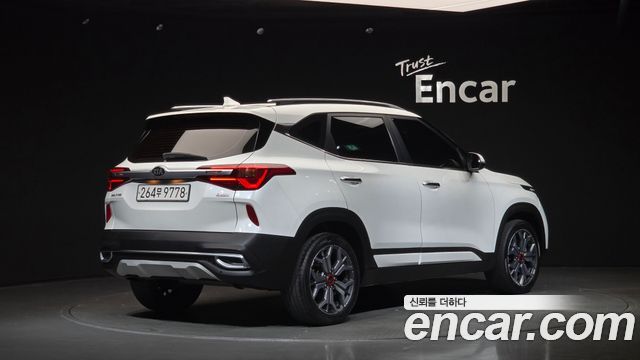 Kia Seltos из Кореи Encar