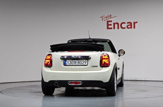 Mini Cooper Convertible Standard 3rd Generation — пробег 72 020 км — фото 4 из 5