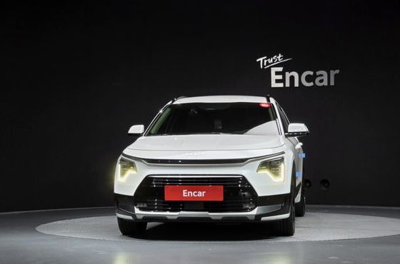 Kia Niro Signature — пробег 40 527 км — фото 3 из 5