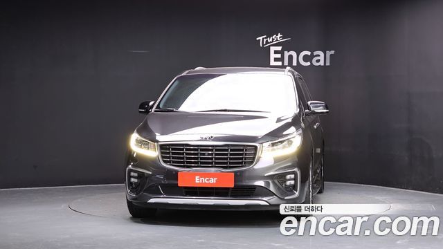 Kia Carnival Gasoline 9-Seater Noblesse Special — пробег 153 358 км — фото 3 из 5