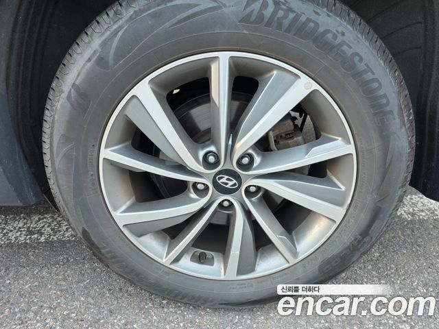 Hyundai Santafe Diesel 2.0 2WD Premium — пробег 87 000 км — фото 4 из 5
