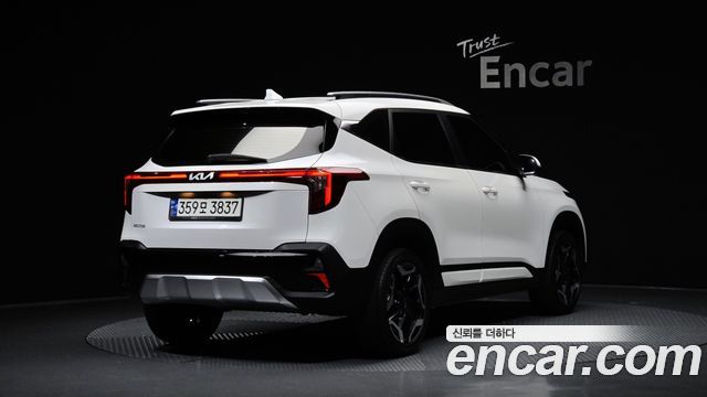 Kia Seltos из Кореи Encar