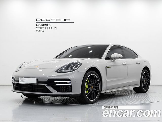 Porsche Panamera 2.9 AWD E-Hybrid Platinum Edition — пробег 27 790 км — фото 1 из 5