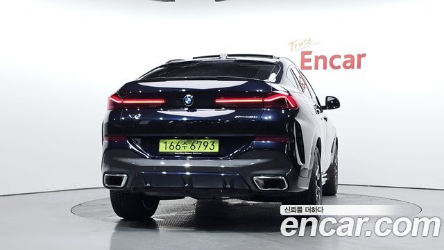 BMW X6 xDrive40d M Sport — пробег 4 577 км — фото 4 из 5