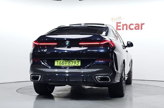 BMW X6 xDrive40d M Sport — пробег 4 577 км — фото 4 из 5