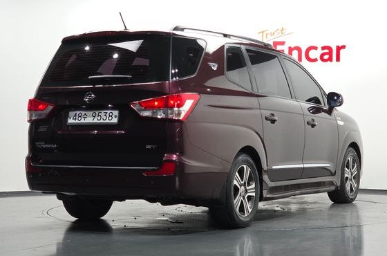 Ssangyong KORANDO 4WD GT 9-seater — пробег 117 261 км — фото 2 из 5