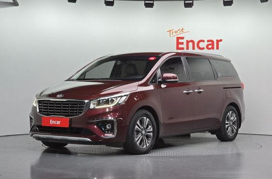 Kia Carnival 9-Seater Luxury — пробег 135 507 км — фото 1 из 5