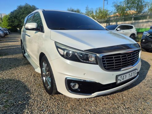 Kia Carnival 9-seater Noblesse — пробег 111 763 км — фото 3 из 5