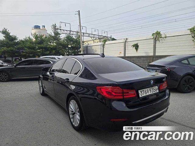 BMW 5-Series 530i Luxury Plus — пробег 65 453 км — фото 4 из 5