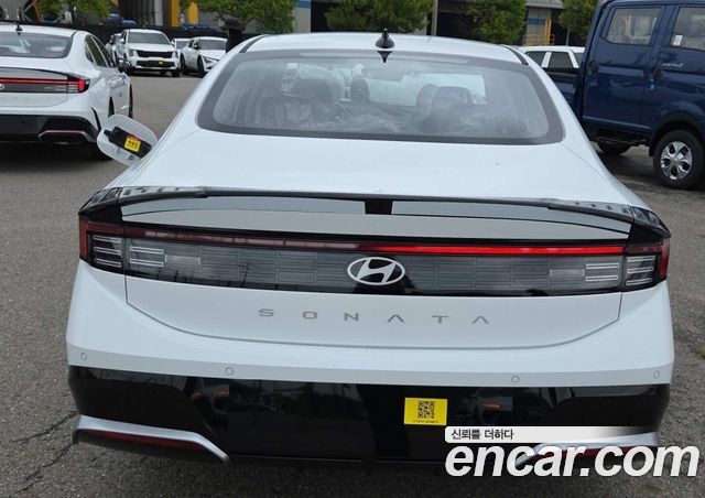 Hyundai Sonata 1.6 Turbo S — пробег 1 км — фото 3 из 5