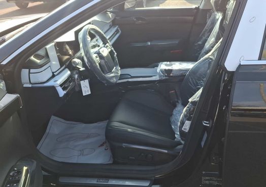 Hyundai Grandeur Premium — пробег 1 км — фото 4 из 5