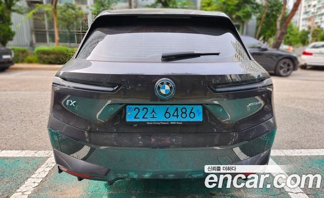 BMW iX xDrive50 Sports Plus — пробег 32 000 км — фото 3 из 5