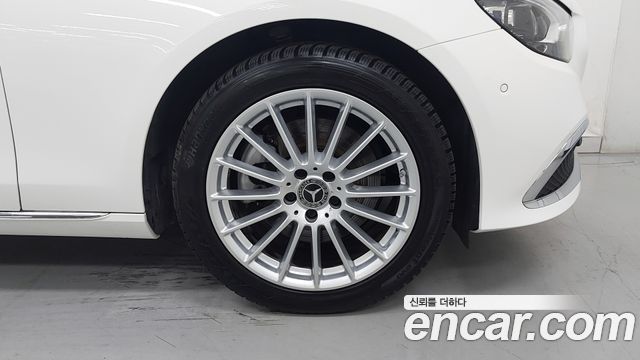 Mercedes-Benz E-Class из Кореи Encar